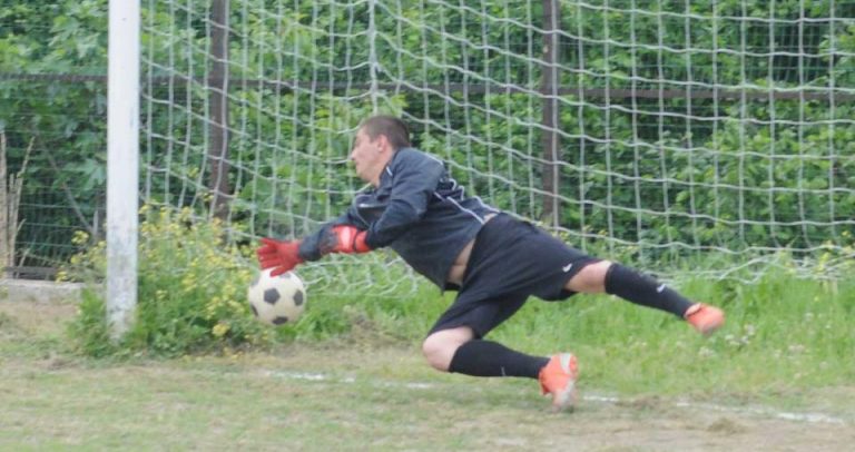 Calcio, la Libertas Grottolella celebra 20 anni di storia e il ritorno tra i pali di Massimo De Masi