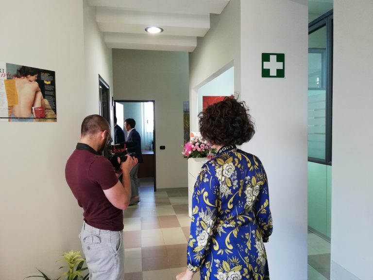 FOTO E VIDEO / Osteopatia, riabilitazione e fisioterapia: Montemiletto all’avanguardia con “Kosmos”