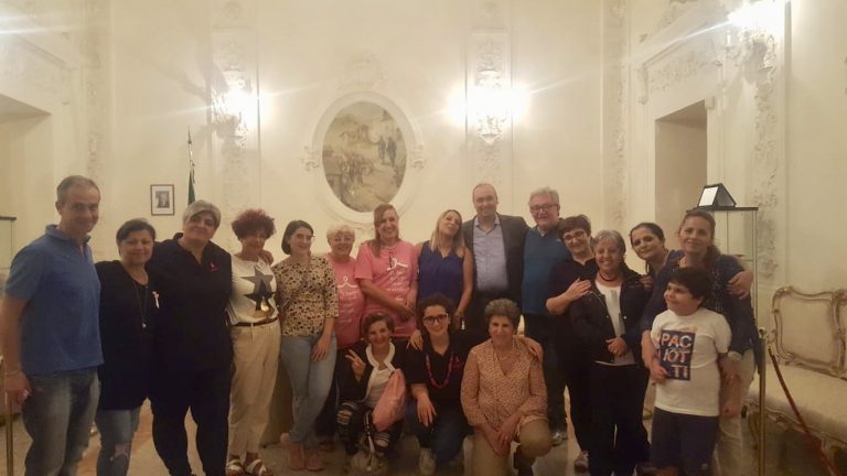 Domani Camminata Rosa. Ieri la prevenzione ha fatto tappa a Monteforte Irpino
