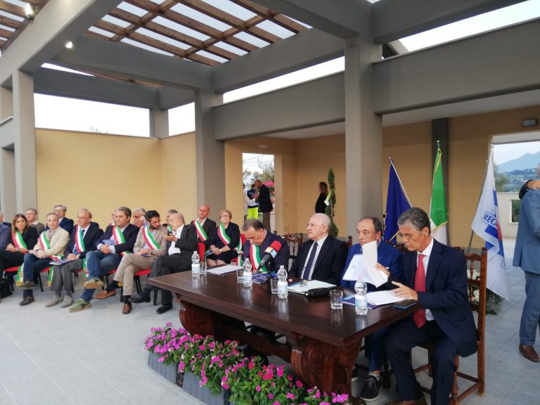 Zes, l’Irpinia “laboratorio” in Campania: “Finanziamenti e sgravi anche alle aziende delle aree Pip”