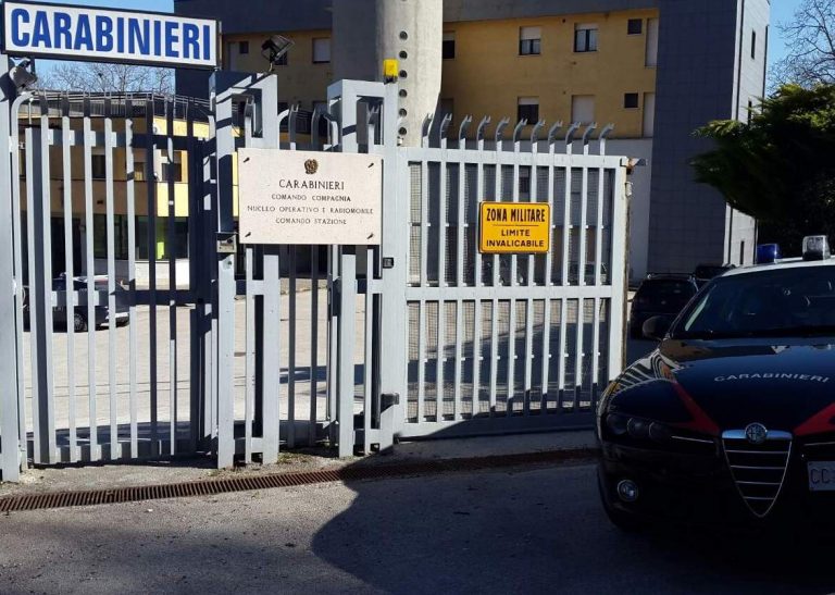 Montella: truffate oltre 50 aziende, carabinieri smascherano una banda criminale di Napoli