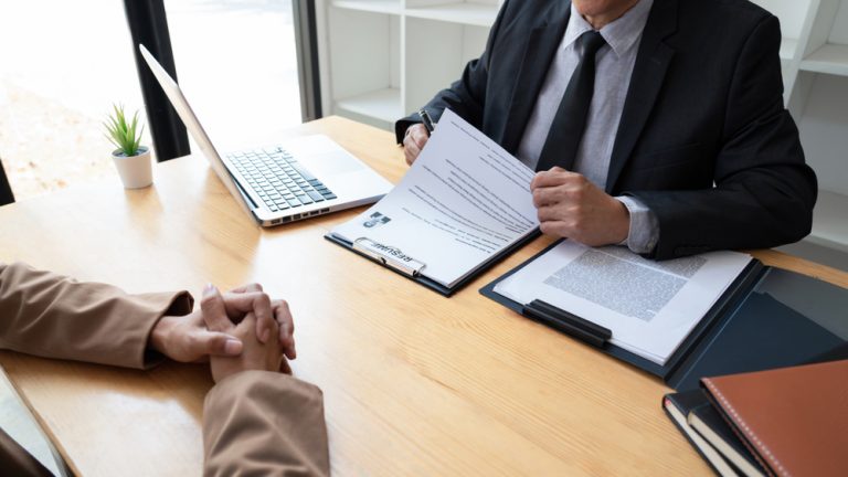 Primo lavoro: come scrivere un curriculum in assenza di esperienze professionali