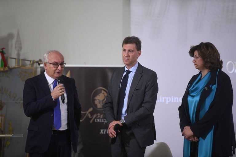 “Irpino dell’anno” nel segno di Ida Colucci. “Una giornalista appassionata attaccata all’Irpinia”
