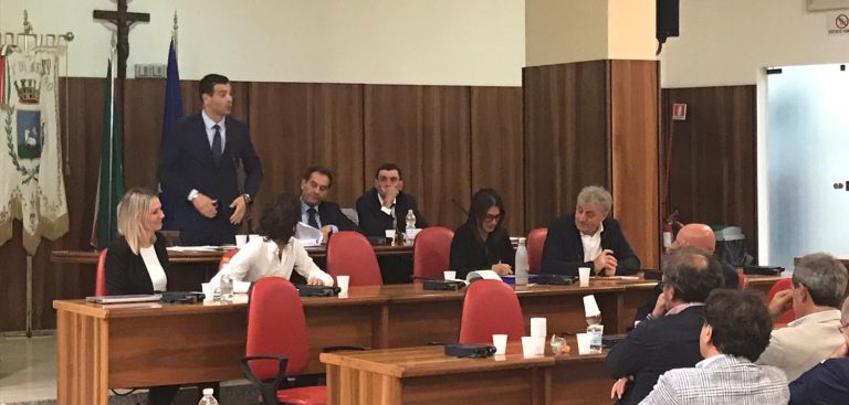Protocollo di legalità e più telecamere, l’Aula si compatta contro la criminalità: “Questa non è la nostra Avellino”
