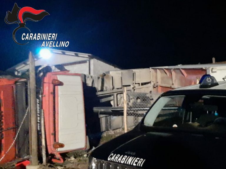 VIDEO / Si ribalta con l’autocarro in campagna: dramma del lavoro a Bisaccia