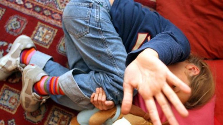 L’orco dei social network, in Tribunale le testimonianze choc delle vittime