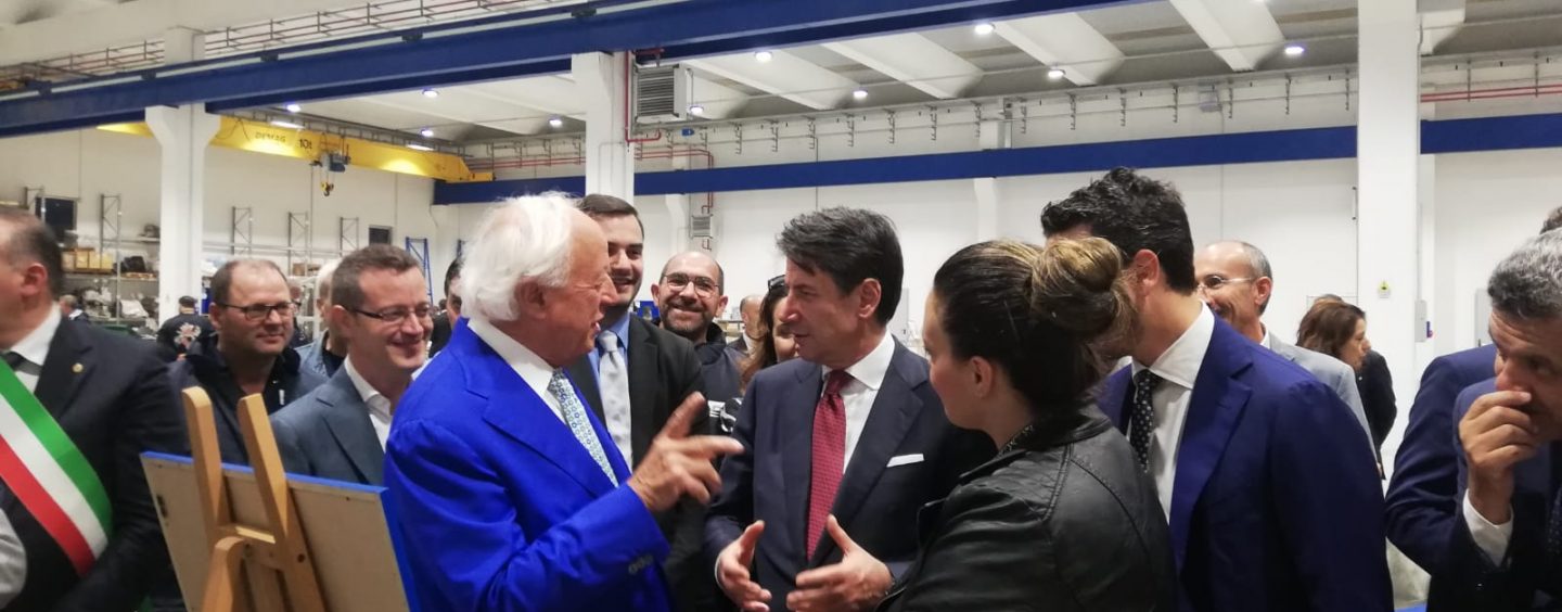 Senza internet ma i suoi prodotti vanno anche nello spazio. Il Tg1 racconta il “paradosso” dell’Omi di Lacedonia