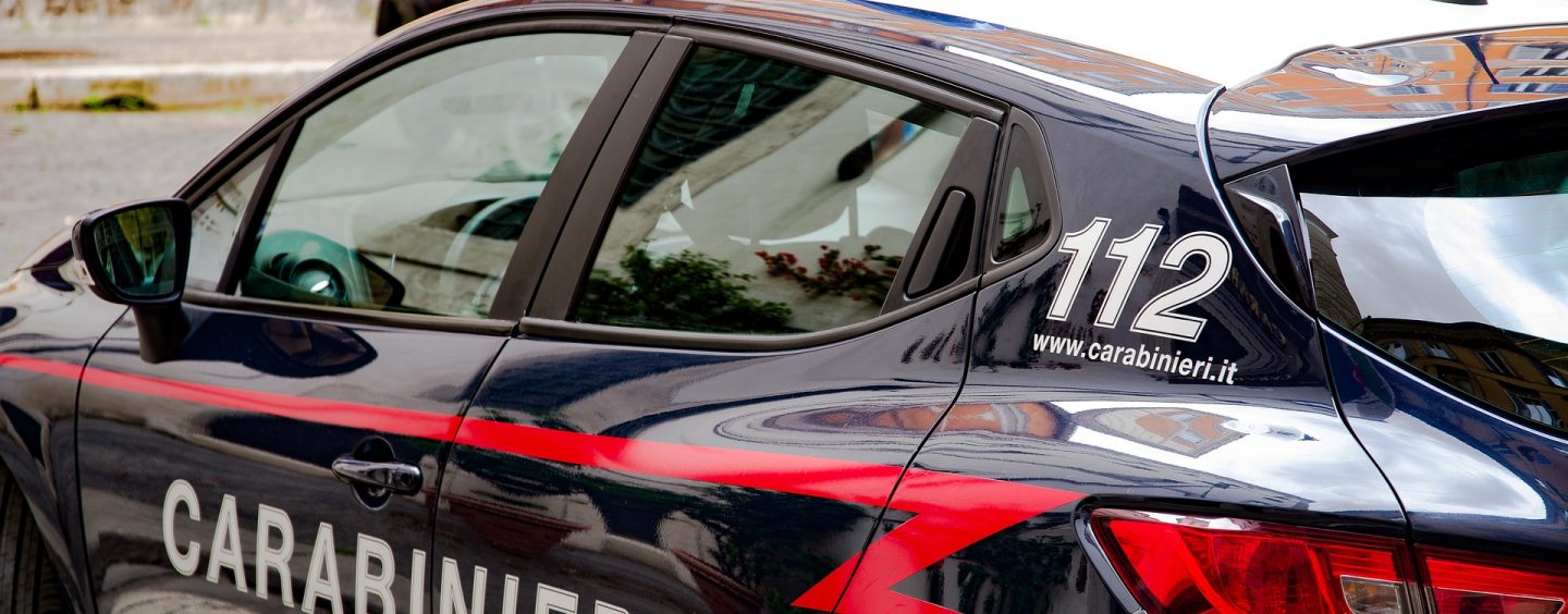 La solidarietà di due Carabinieri a sostegno della lotta per l’eradicazione della Poliomielite promossa dal Rotary International