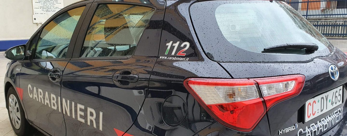 Grottaminarda, torinese mette in vendita arredo per negozio “fantasma”: ora è nei guai