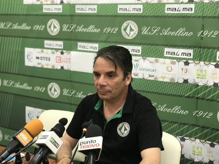 Ok alla risoluzione del contratto. Avellino, bye bye Capuano