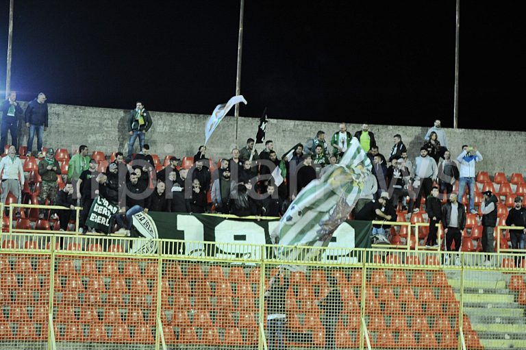 Bisceglie-Avellino, ecco la risposta dei tifosi biancoverdi alla crisi societaria