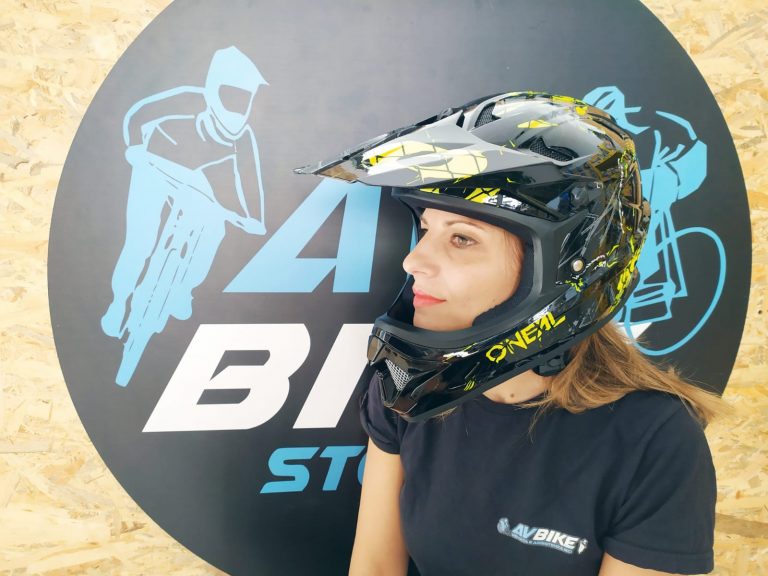Avvocatesse, impiegate, imprenditrici: ecco “Av Bike Woman”. Subito in campo contro la violenza sulle donne
