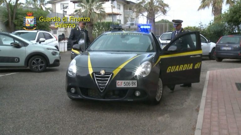 Percepiva da sei anni la pensione della madre defunta. E ha richiesto anche il Reddito di Cittadinanza