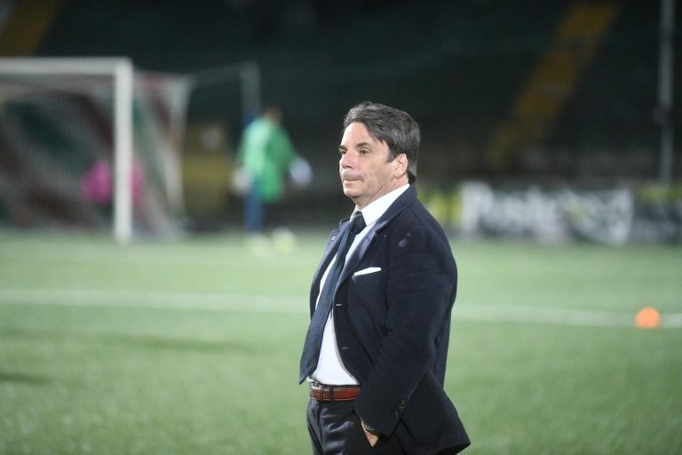 Avellino, Capuano esonerato: il messaggio alla piazza è commovente