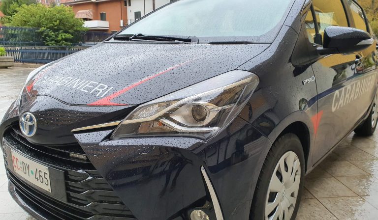 Carabinieri, la nuova Toyota Yaris Hybrid in dotazione alla stazione di Avellino