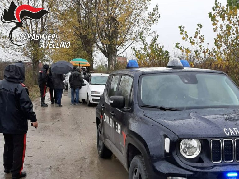 Flumeri, 56enne trovato morto nella sua auto: mistero sul decesso
