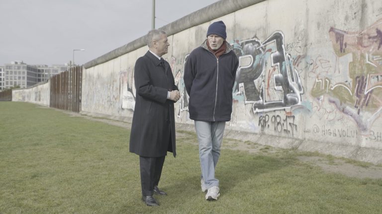 Ezio Mauro al Gesualdo con “Berlino, cronache del muro”