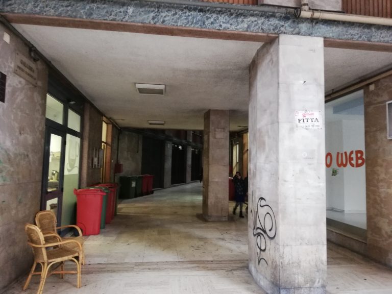 Avellino: allarme bomba sotto la galleria Ciardiello ma è solo un petardo