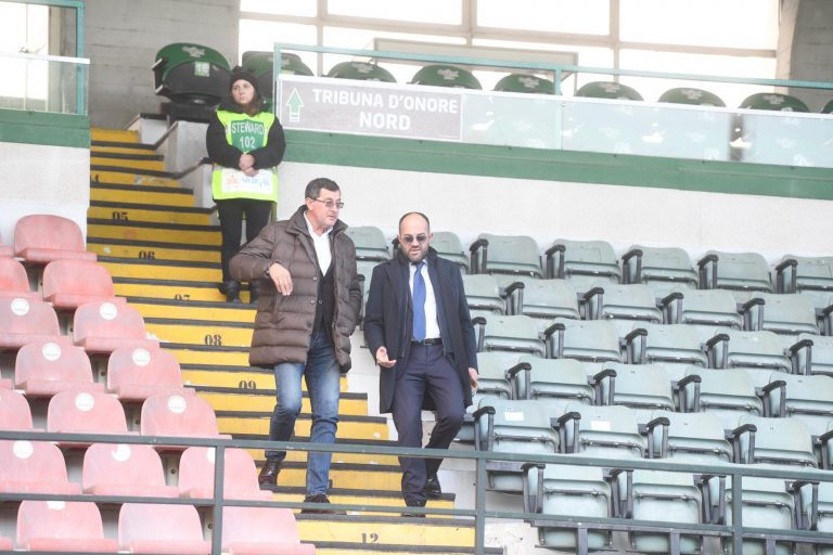 Stadio Partenio, Polcino fa l’impresa per i sediolini: l’Avellino non rischia