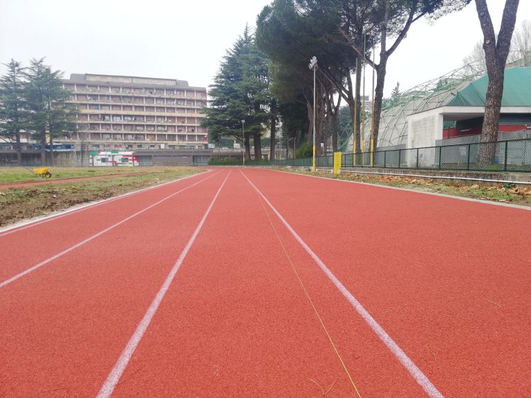 L’annuncio: “Domenica riapriamo la villa comuale, lunedì il campo Coni solo per passeggiate”