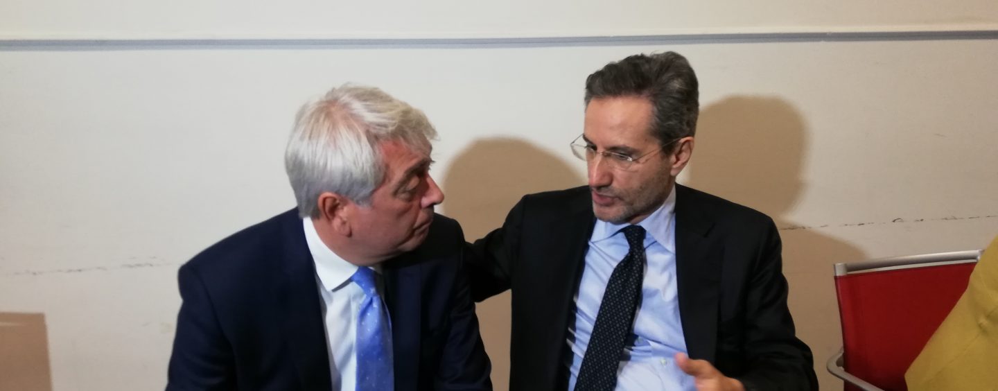 Regionali, Caldoro cerca di “dribblare”: “Centrodestra in vantaggio, ma vince la squadra e non il singolo”