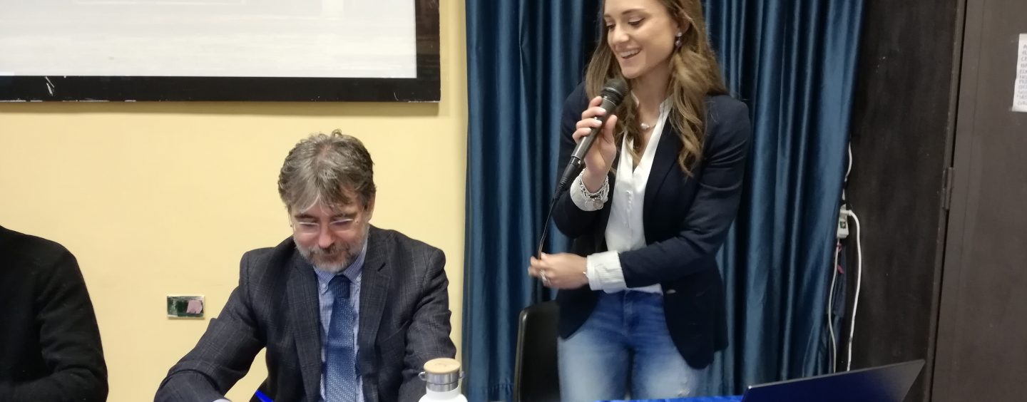 Borracce in alluminio per l’acqua in tutte le scuole, punti di raccolta per oli esausti e vestiti usati: Mercogliano sempre più verde