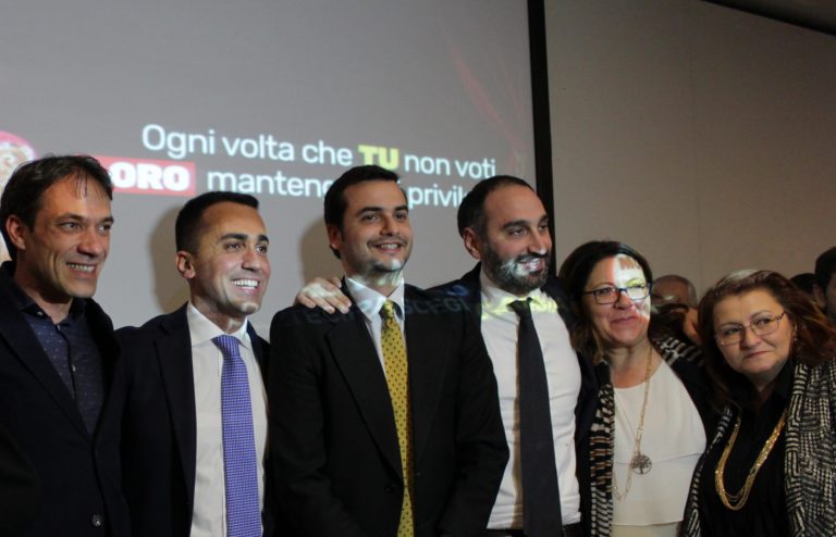 165 milioni per i Vigili del Fuoco, il Conapo festeggia ad Avellino con Di Maio e Sibilia