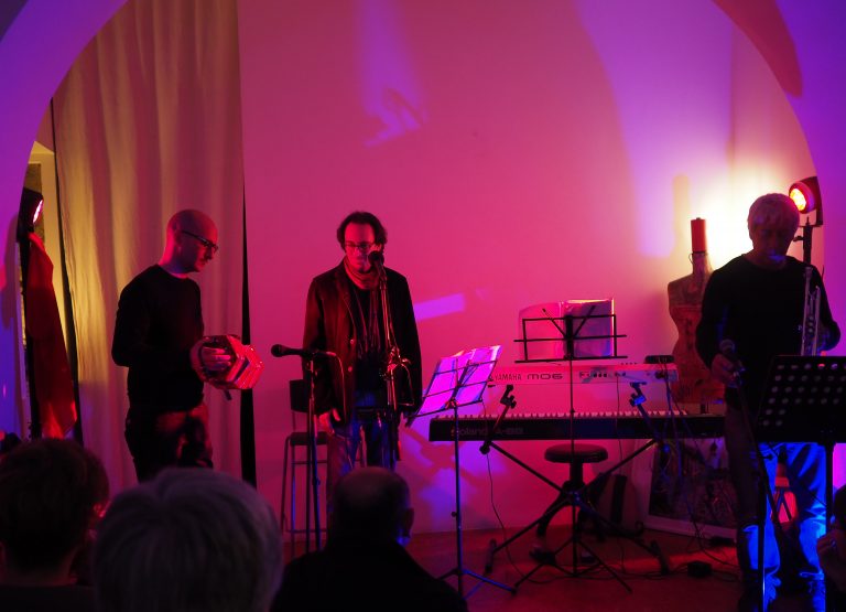 Vino, jazz e poesia a Nusco con l’associazione FISAR