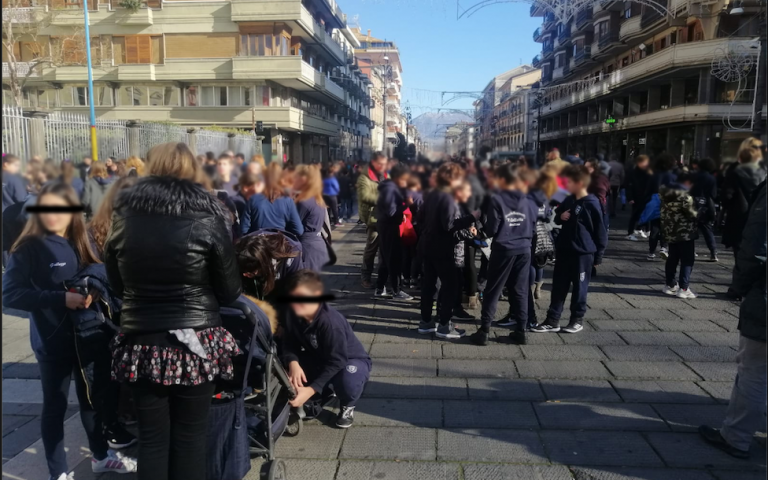 TERREMOTO BENEVENTO ORE 11:36/ Magnitudo 3.8, scuole evacuate ad Avellino