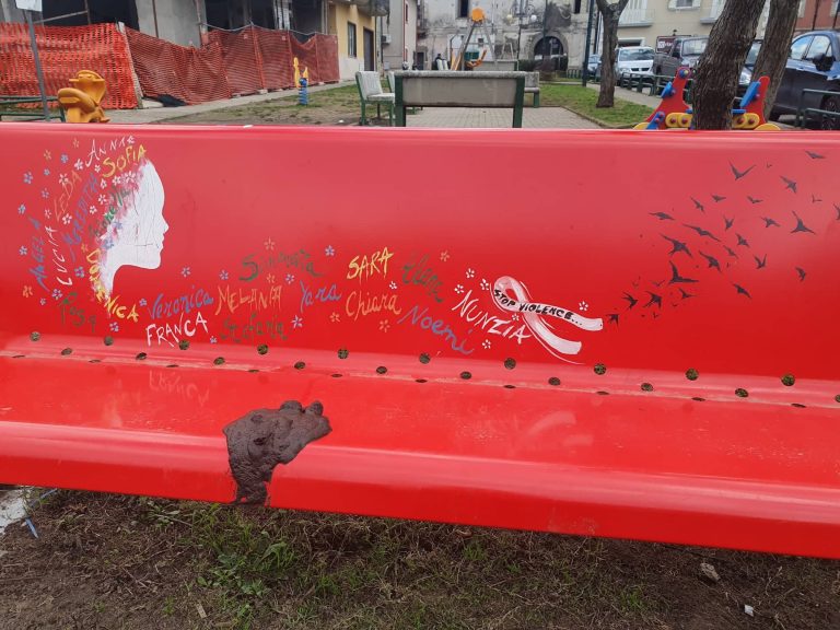 Deturpata con escrementi la Panchina Rossa di Serino, la denuncia del consigliere Marcello Rocco