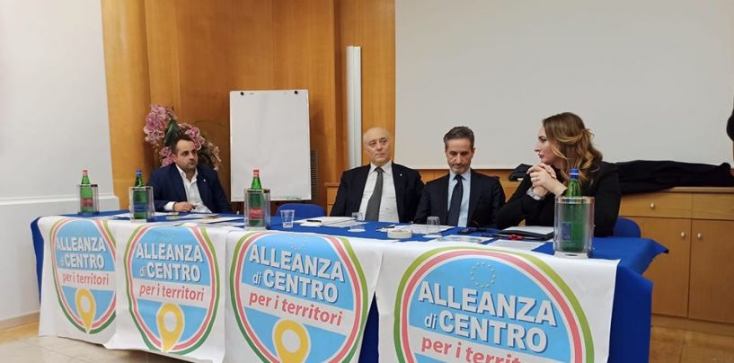 Regionali, Pionati sigla l’intesa con Caldoro: “Il centrodestra vincerà”