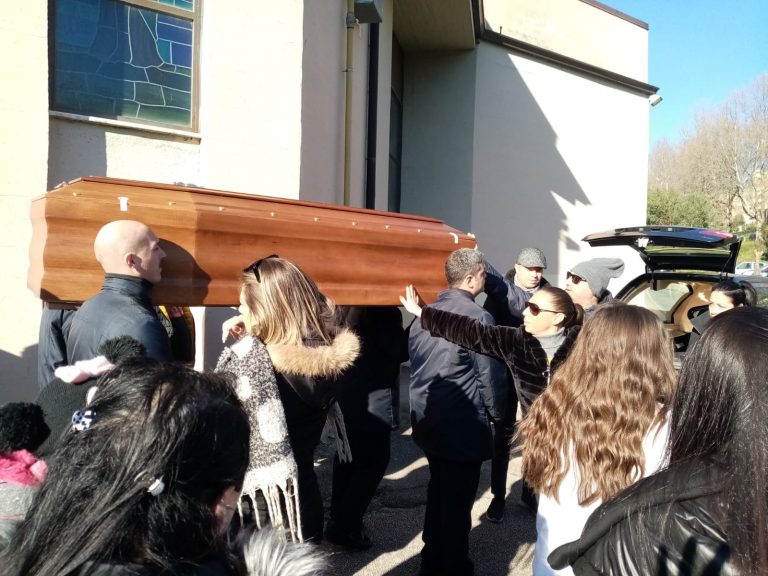 Video / Avellino dona l’ultimo saluto a Michele De Feo, il Re delle Spighe