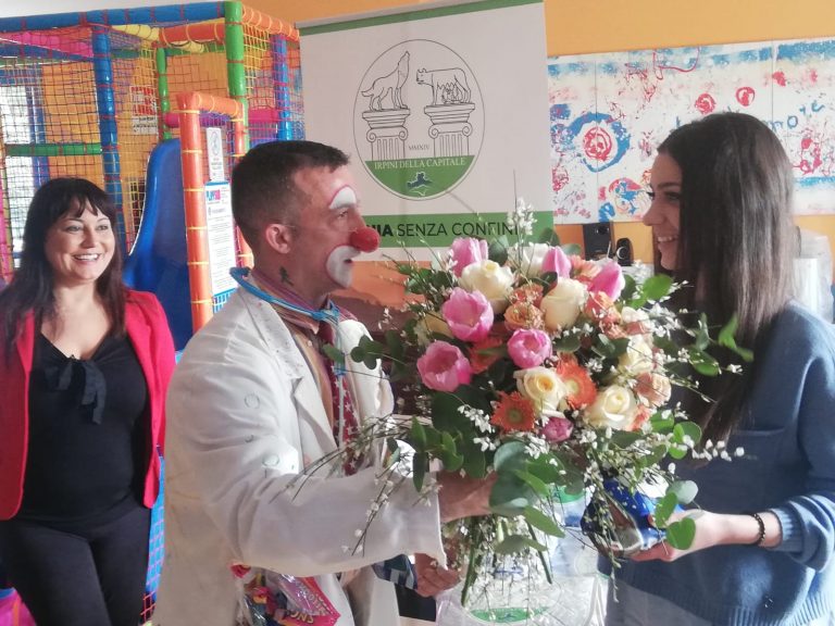 Anche il sorriso di Enrica Musto per i bambini ricoverati in ospedale