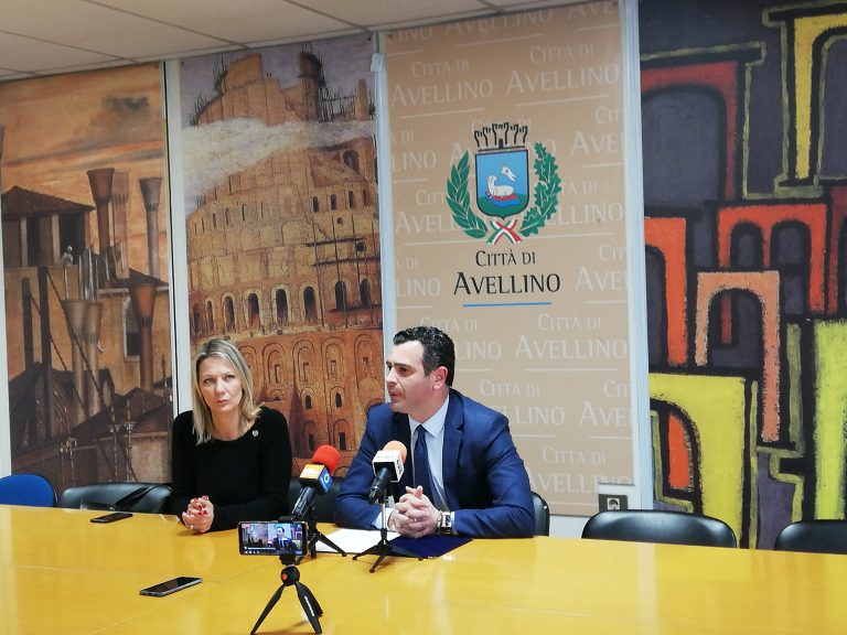 “I sindacati non fanno gli interessi dei commercianti. Noi non scendiamo a patti, sabato mercato a Valle con chi è in regola”. Parola al sindaco