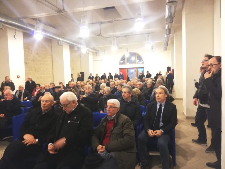 Festa: dedicheremo un luogo a Di Nunno. Ma Gengaro lo attacca sulla cementificazione