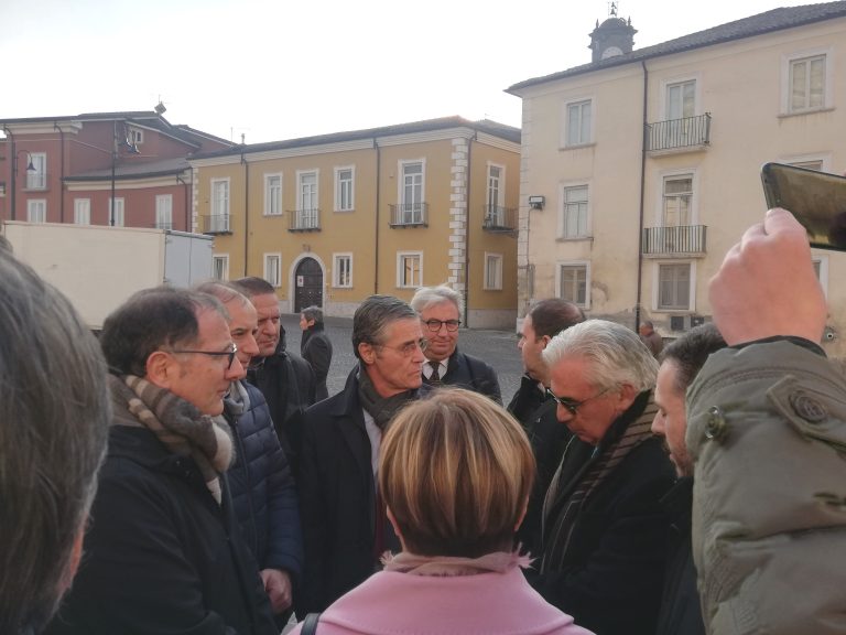 Novolegno, uno spiraglio: mercoledì convocazione in Regione