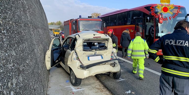 Incidente stradale sull’A16, tre feriti e traffico rallentato