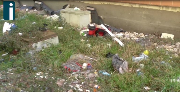 Video / Reportage Periferie, alcune zone della città bersaglio di inciviltà e incuria