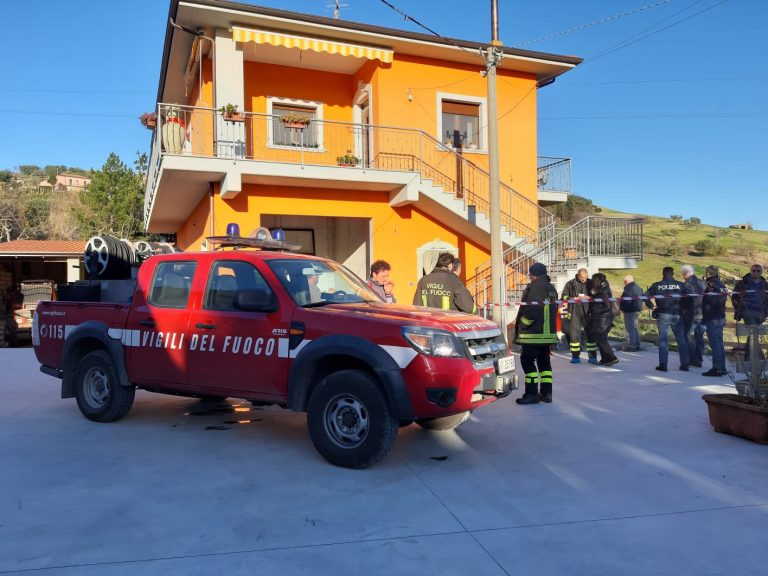 Tragedia nella periferia di Ariano: abitazione a fuoco, muore anziana