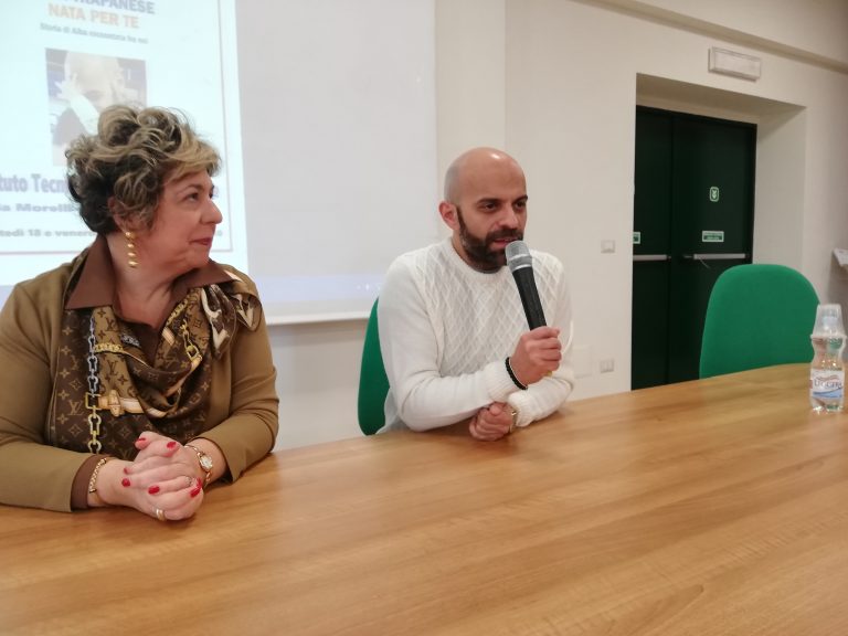 FOTO / “Viene prima la persona e poi la disabilità”. Luca racconta agli studenti la sua vita con Alba