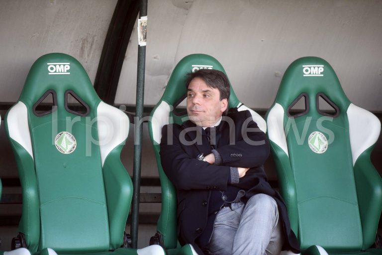 L’Avellino naviga a vista nel momento clou della stagione