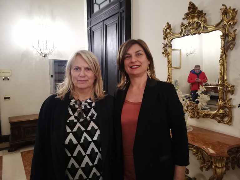 Coronavirus, l’Irpinia non si ferma: scuole chiuse soltanto a Lauro. Attivata in Prefettura task force operativa