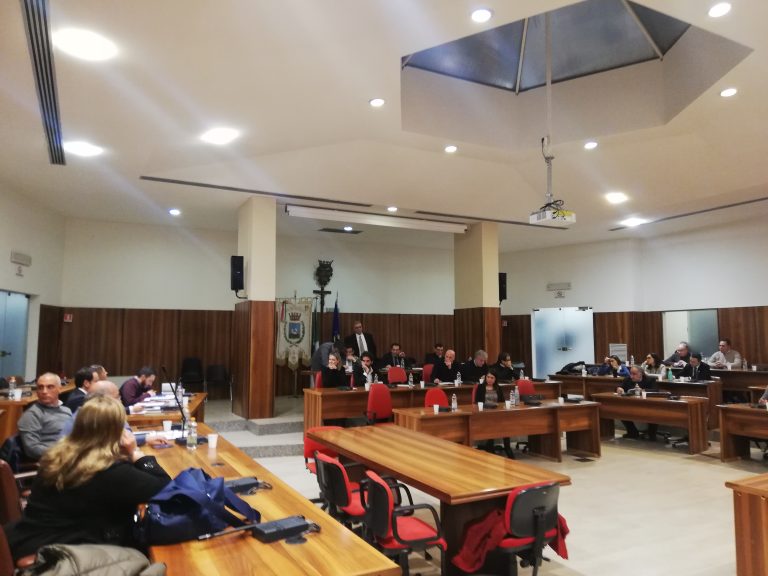 Consiglio comunale di Avellino, location cercasi. Scartato il centro sociale “Della Porta”
