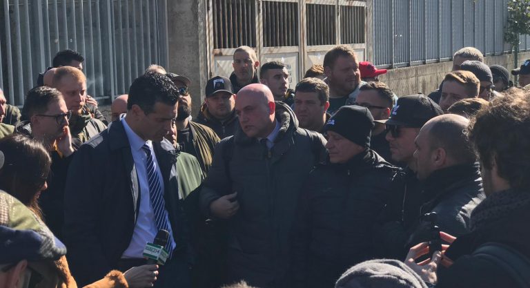 VIDEO/ Caos Avellino, colloquio sindaco-tifosi al Partenio-Lombardi