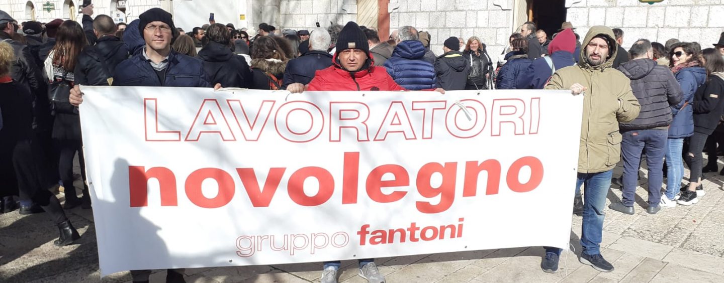 Via i macchinari dalla Novolegno, sit-it dei lavoratori in attesa di risposte da Governo e Regione
