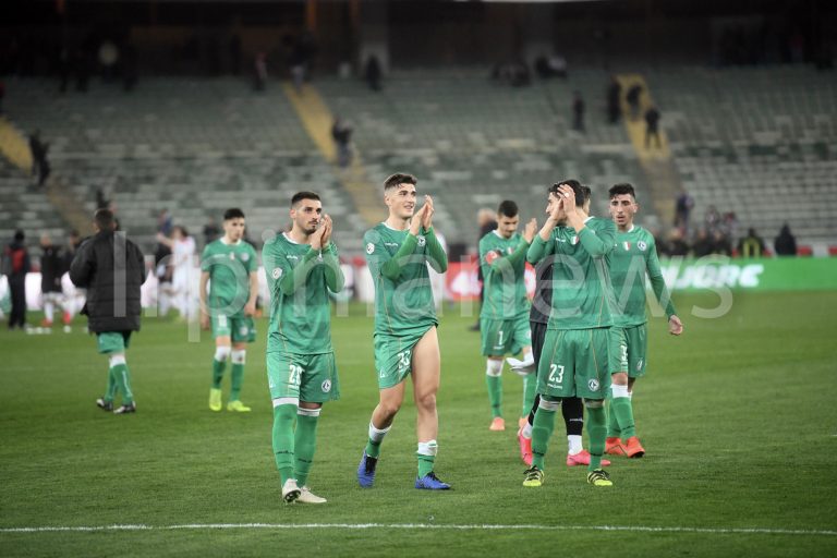 I lupi scalpitano: negativi i tamponi. Playoff: attesa per l’avversario