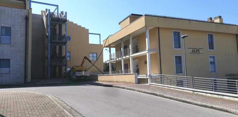 Due decessi al Covid Hospital del Moscati: un francese e una 79enne di Baiano