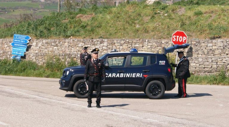 Coppia di emigranti evadono la zona rossa di Ariano per andare in Svizzera, denunciati dai carabinieri