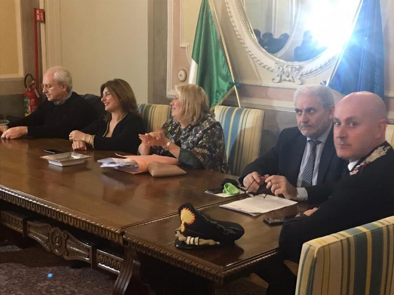 Coronavirus, il Provveditore: “Per le scuole tutto nella norma, a Lauro si riprende il 6 marzo”