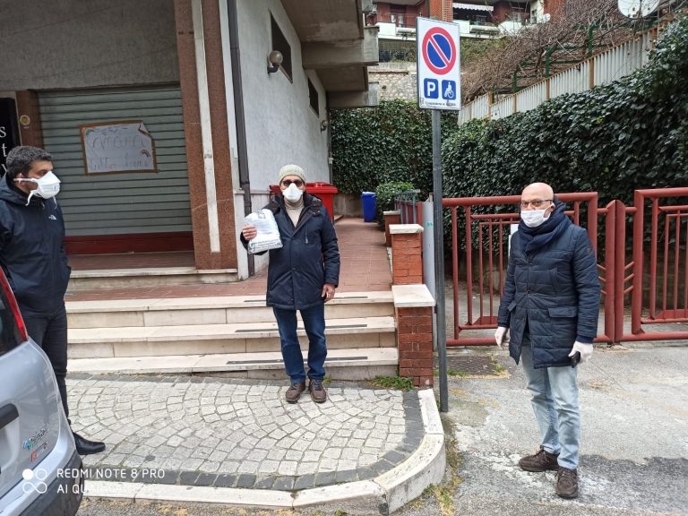 FOTO / Covid-19, il Parco del Partenio consegna 1.000 mascherine ai Comuni della zona
